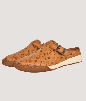 Big Boon Men's Printed Ethnic Clogs