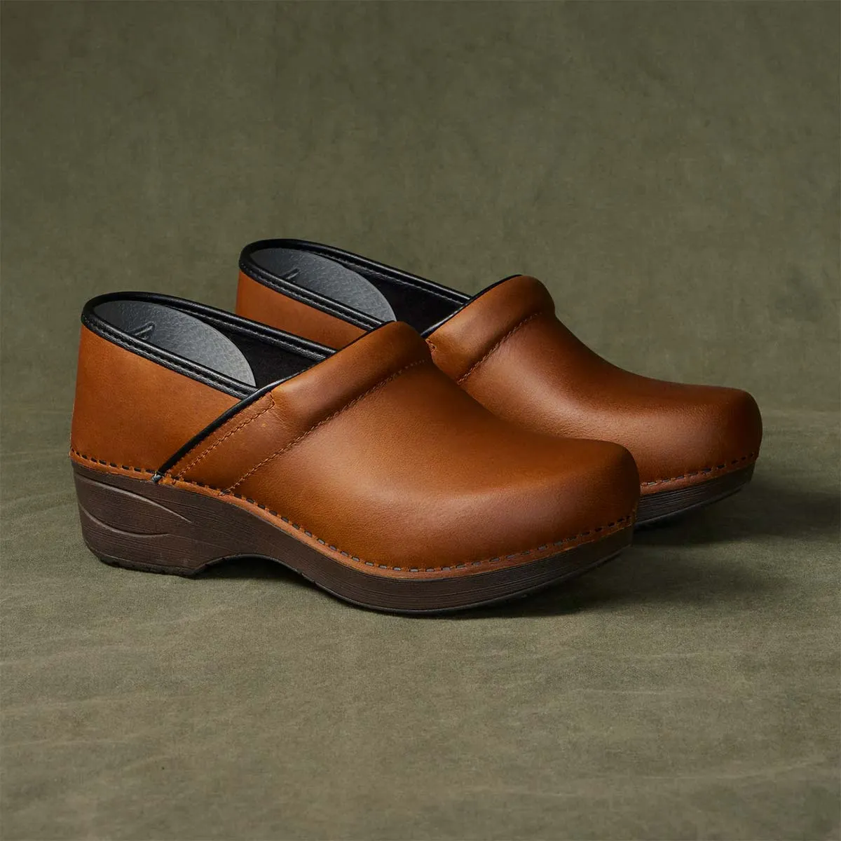 Dansko XP 2.0 Caramel Waterproof Ladies Clog