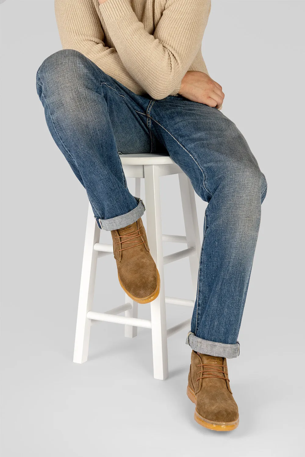 HAMPTON desert-brown suede chukka boots.
