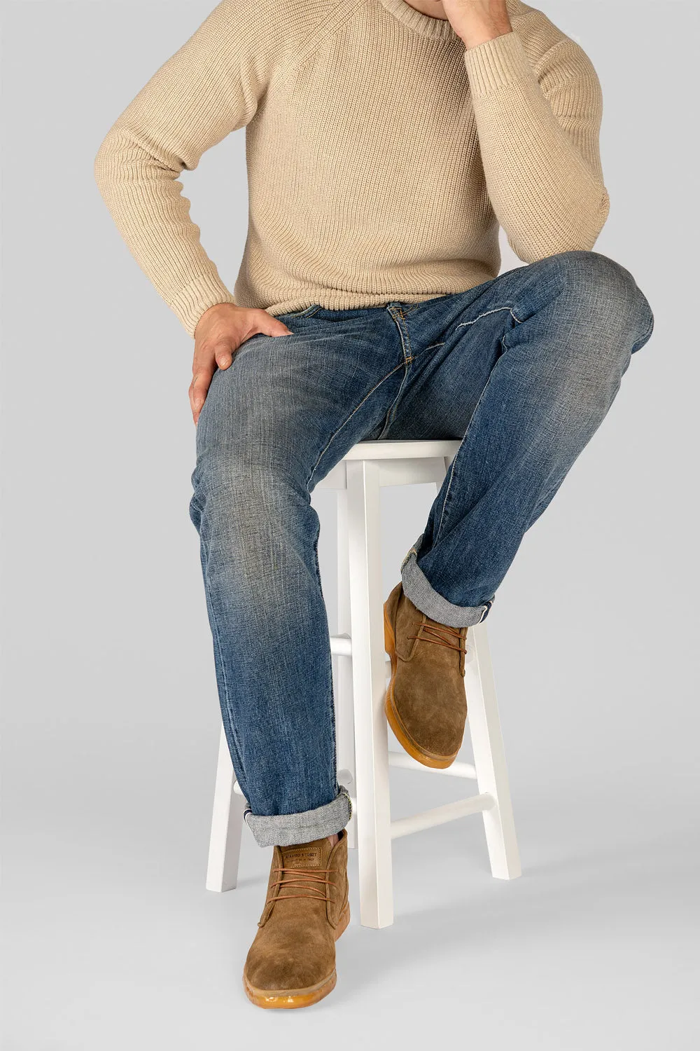 HAMPTON desert-brown suede chukka boots.