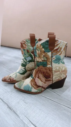 Hattie Vintage Western Floral Tapestry Boot