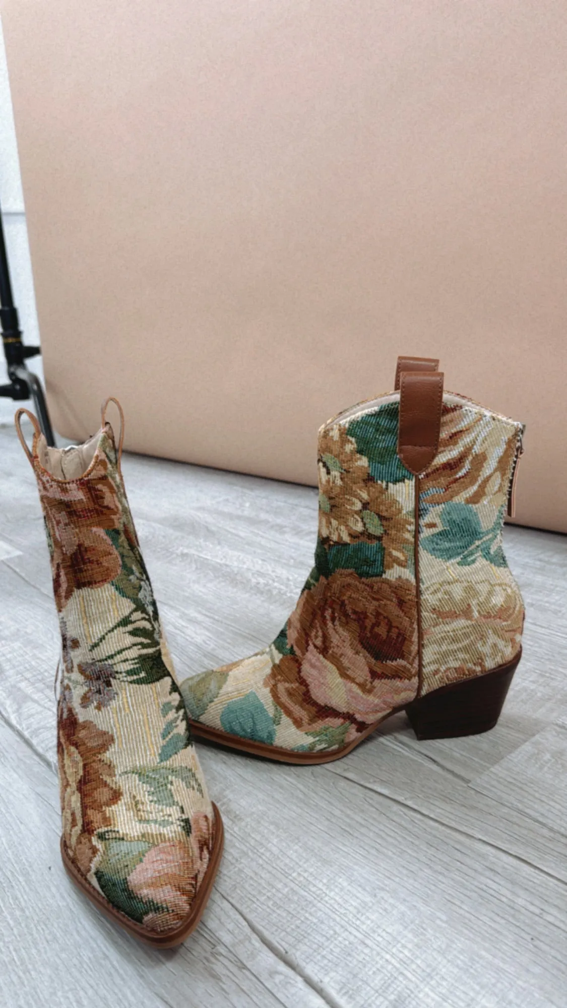 Hattie Vintage Western Floral Tapestry Boot