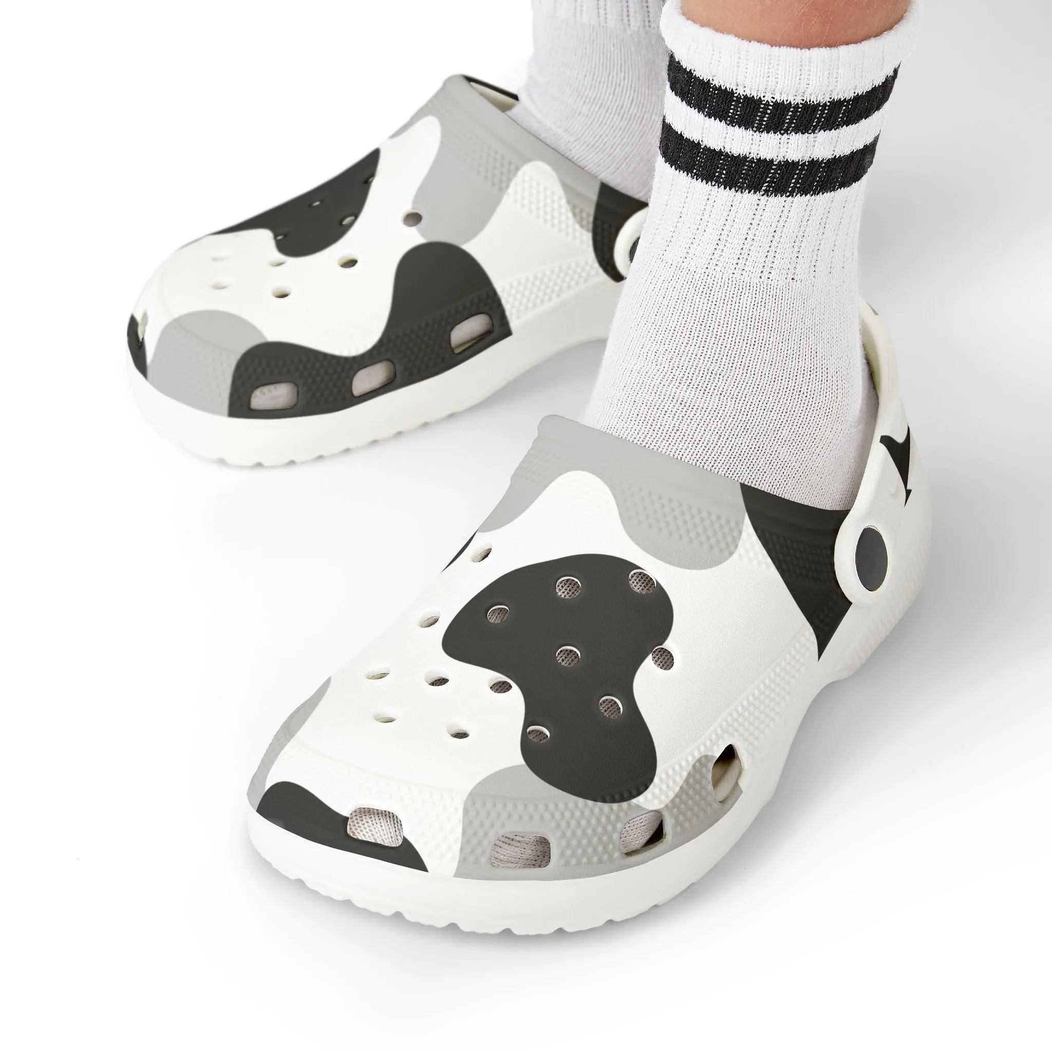 Kid's Cow Print EVA Foam Clogs - Fun, Comfortable Footwear for Playtime