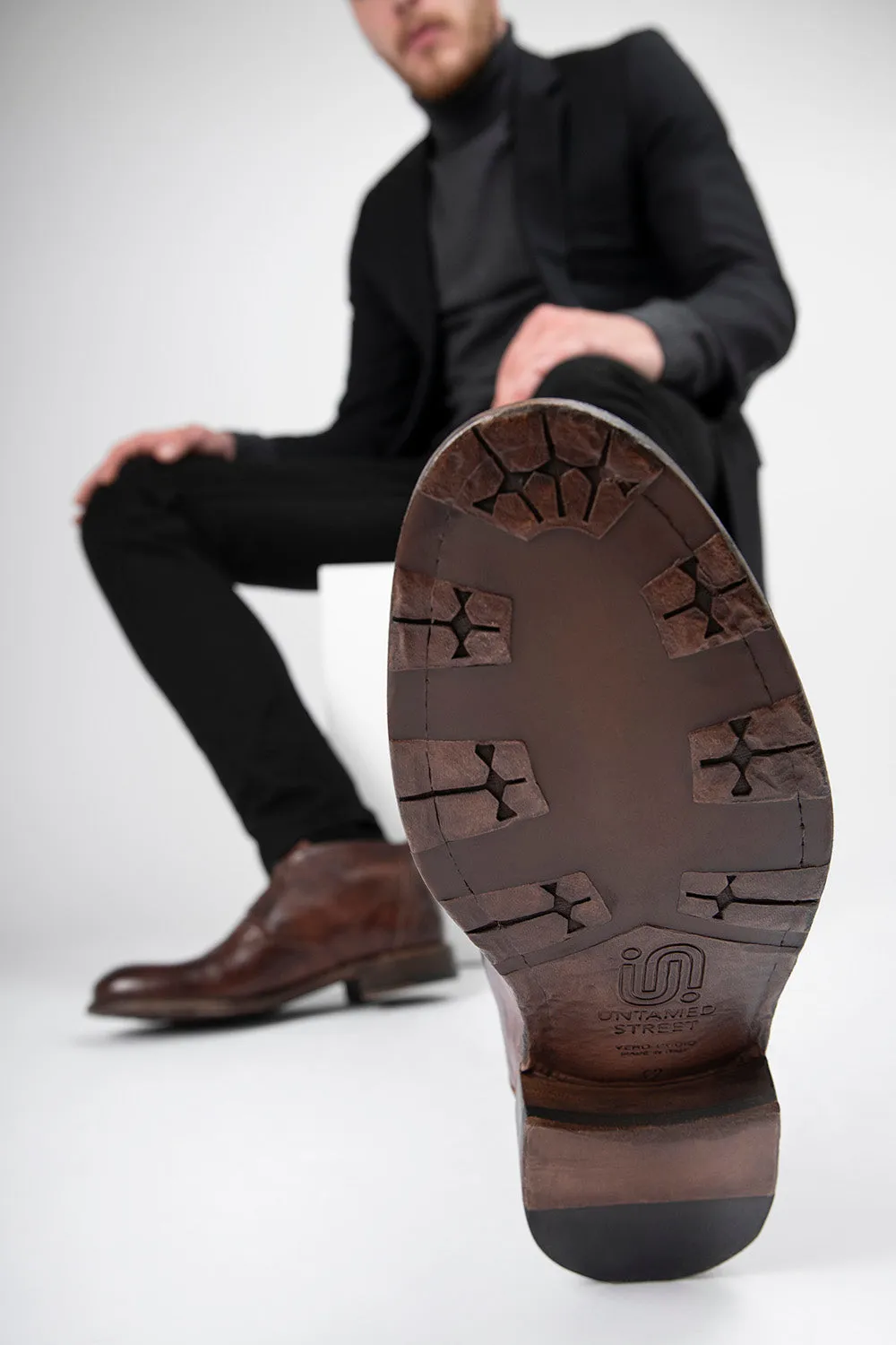 KNIGHTON noble-brown chukka boots.