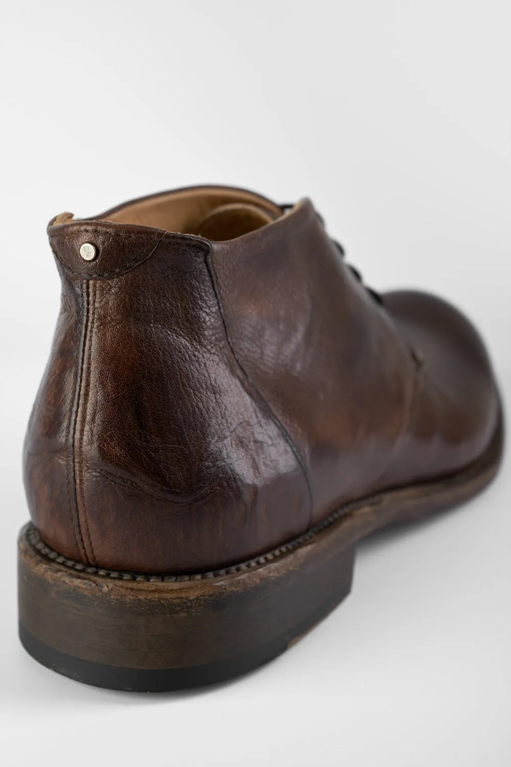 KNIGHTON noble-brown chukka boots.
