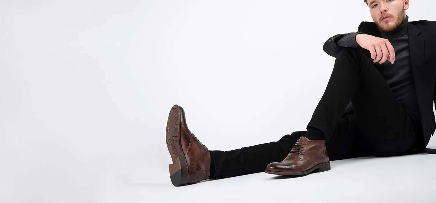 KNIGHTON noble-brown chukka boots.