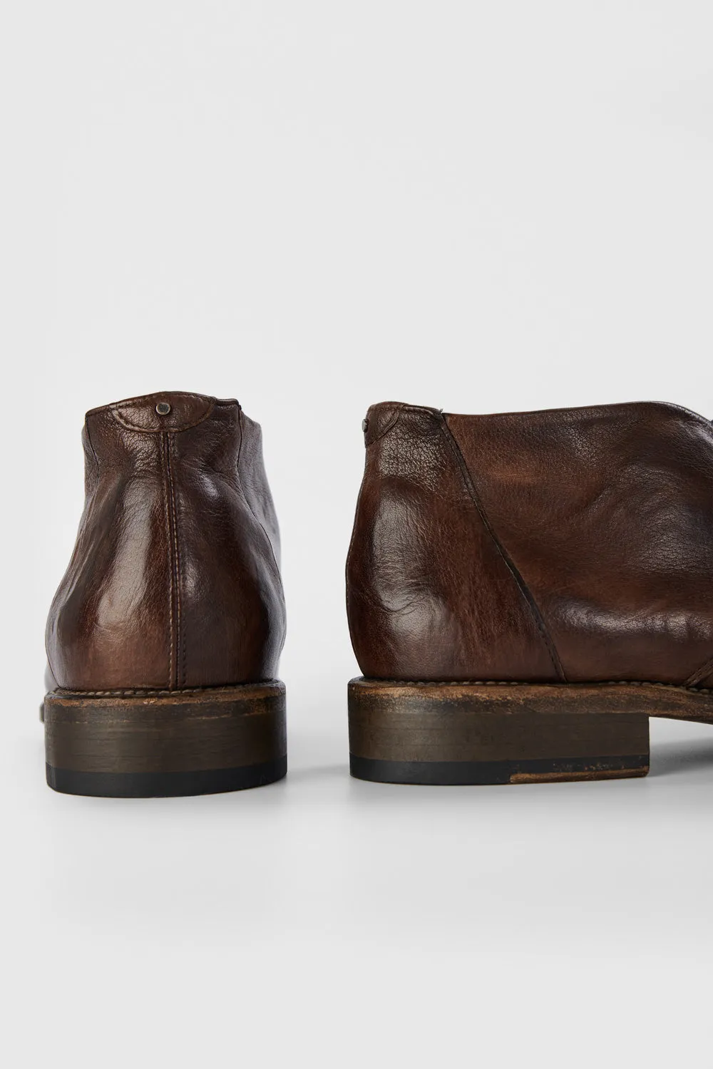 KNIGHTON noble-brown chukka boots.