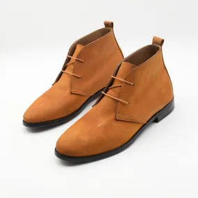 LEATHER CHUKKA BOOTS