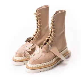 Seagulls beige lace-up booties