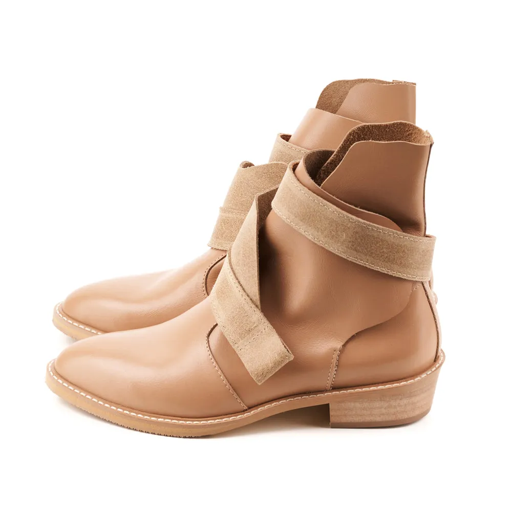 SHR XOXO Paper Game beige leather booties