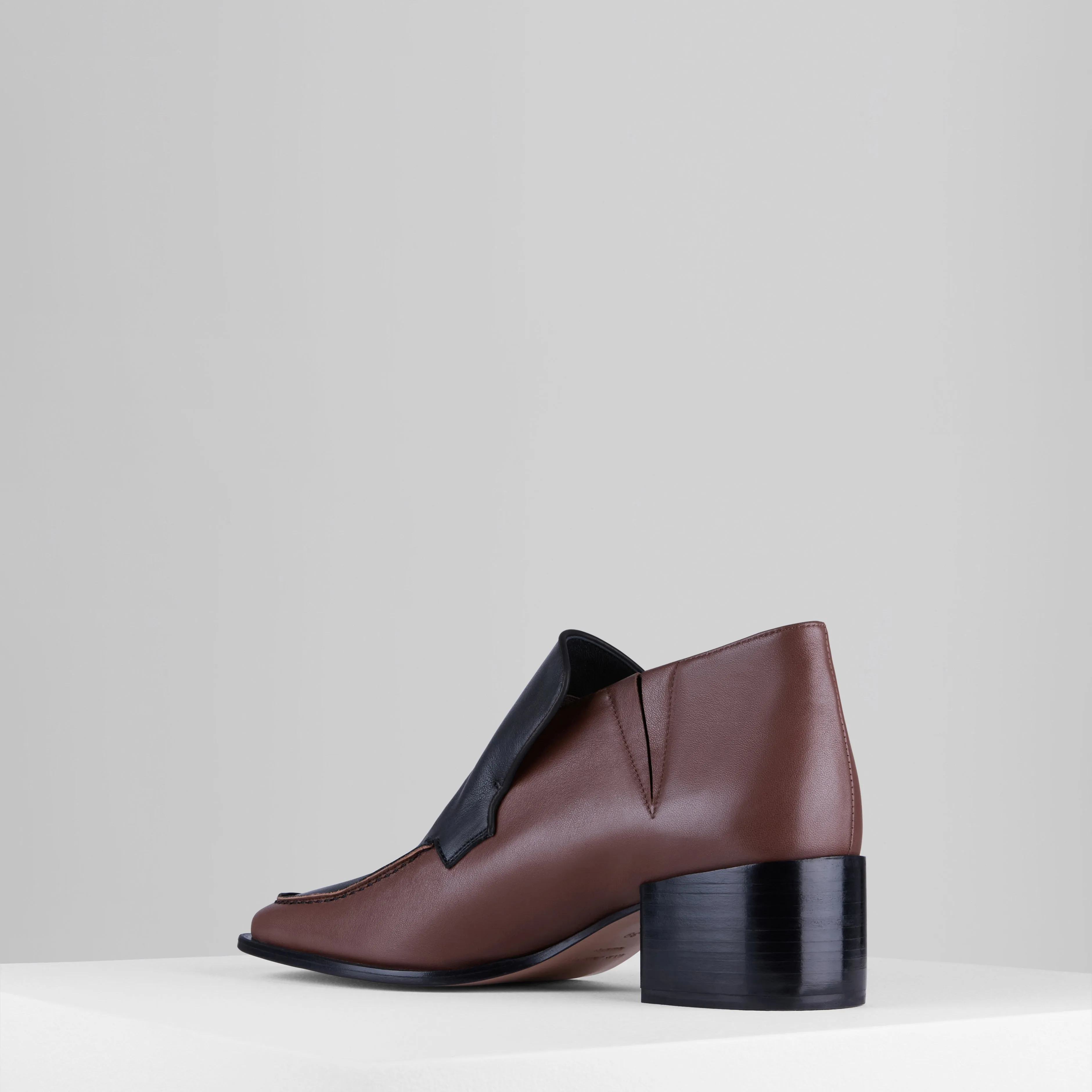 Zoe Bootie in Nero Bruciato