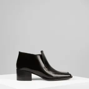 Zoe Bootie in Nero Spazzolato