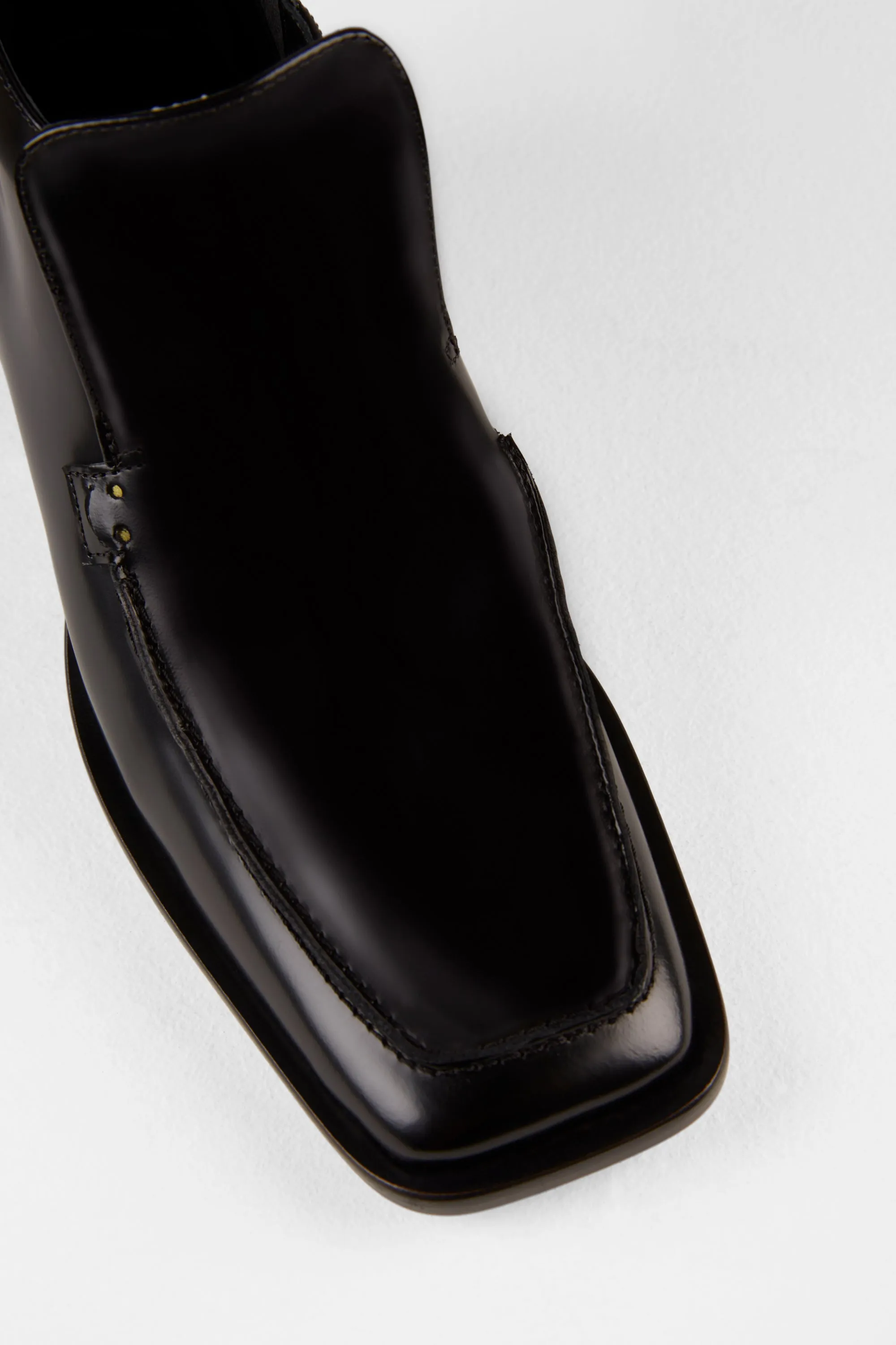 Zoe Bootie in Nero Spazzolato